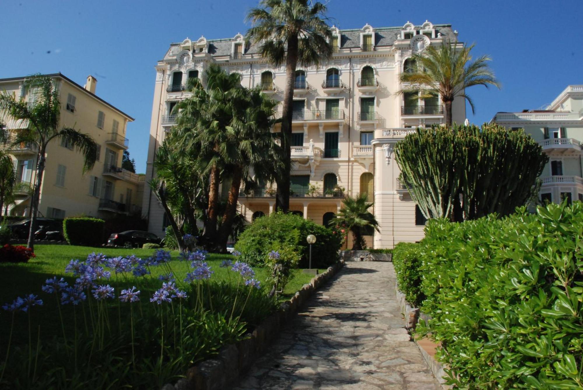 Giardino Del Mare Apartamento Bordighera Exterior foto